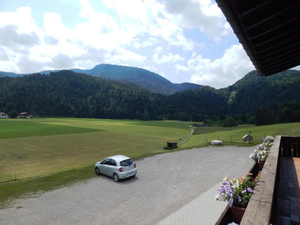 Ferienwohnungen Schmaus Reit im Winkl Bagian luar foto